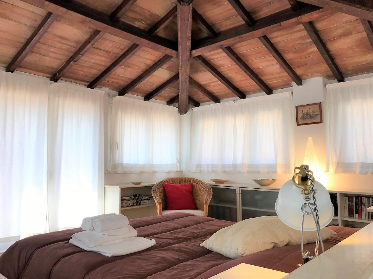 La Diana Apartment Siena Bagian luar foto