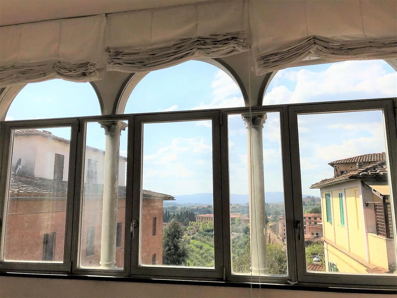 La Diana Apartment Siena Bagian luar foto